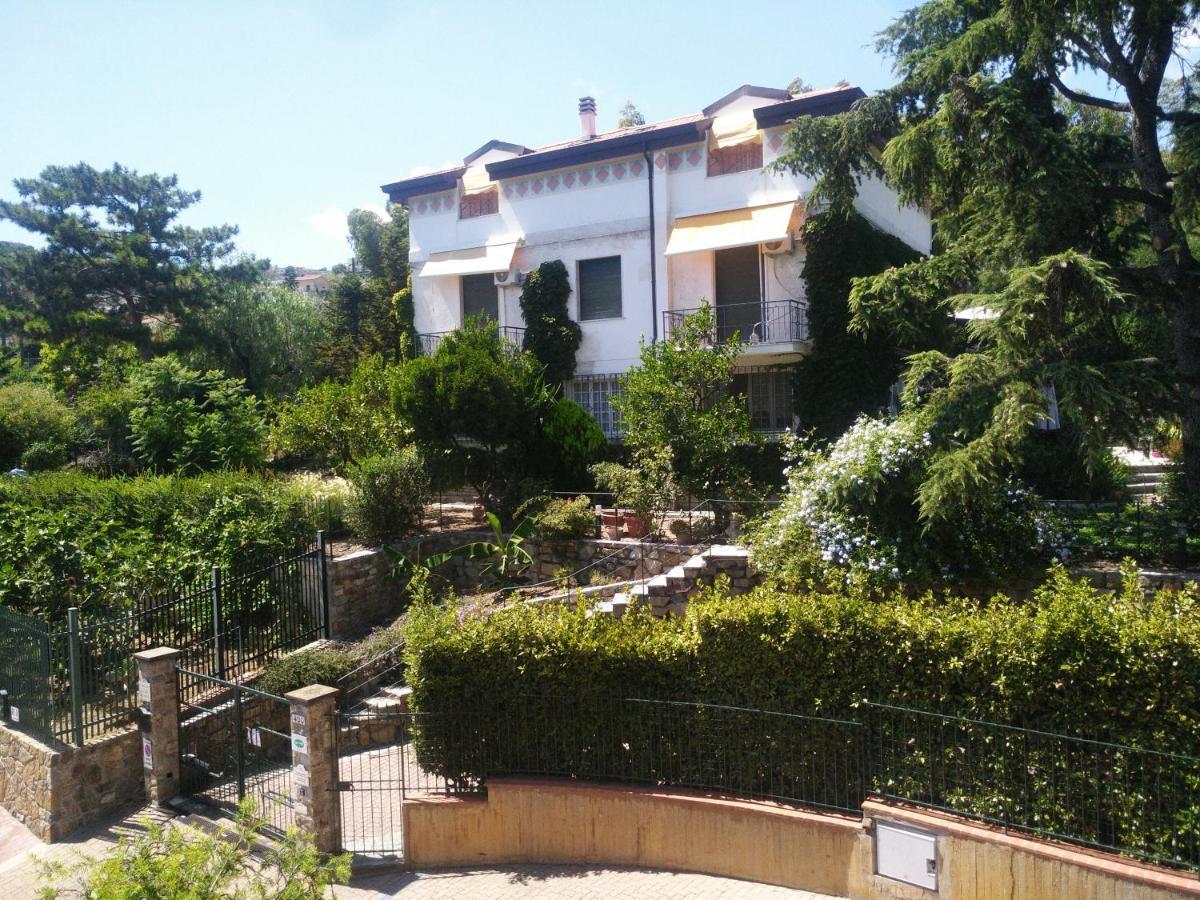 Casa Di Rossana Bed&Breakfast San Remo Exterior foto